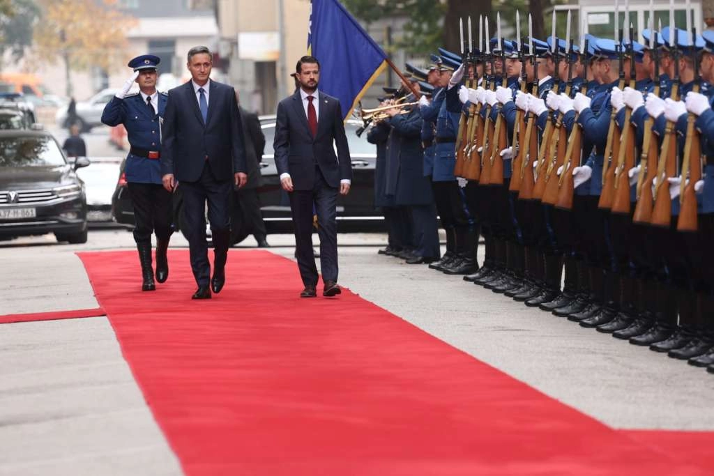Predsjednik Crne Gore dočekan u Sarajevu uz najviše državne i vojne počasti